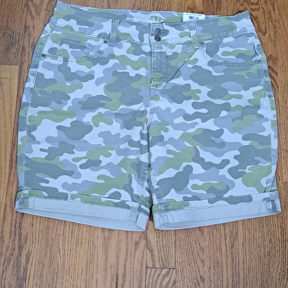 STYLE & CO  Sz. 14 Petite Camo-Print Bermuda Shorts NWT